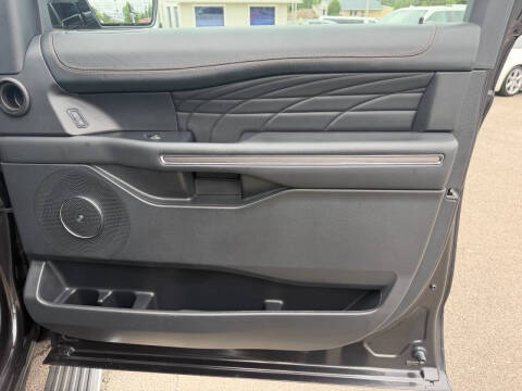 2023 Ford Expedition Platinum