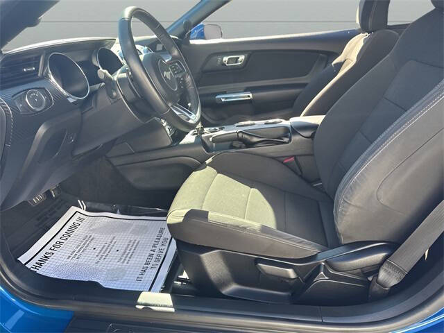 2017 Ford Mustang V6