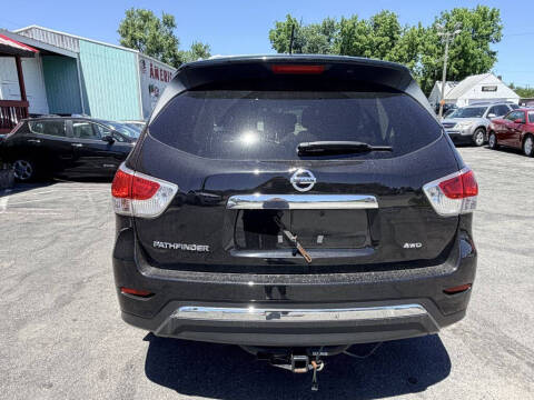 2015 Nissan Pathfinder