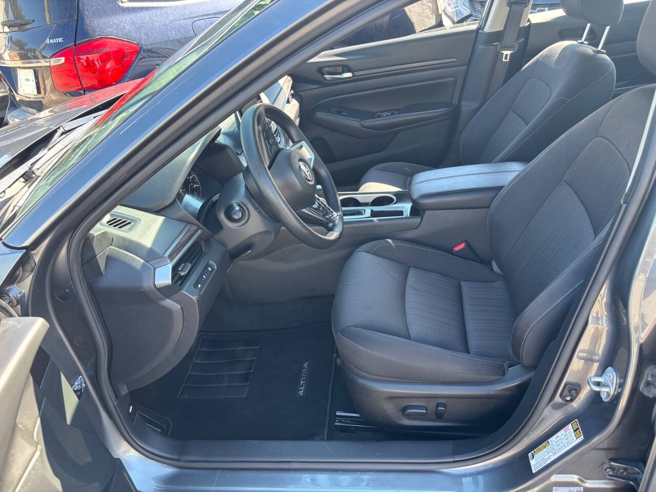 2024 Nissan Altima SV - Photo 8