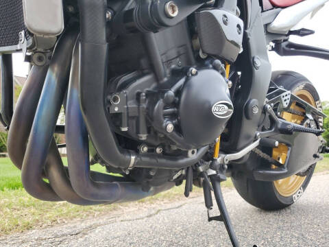 2006 Yamaha YZF-R1M