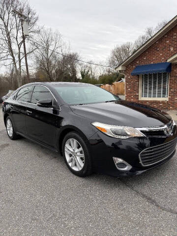 2013 Toyota Avalon XLE