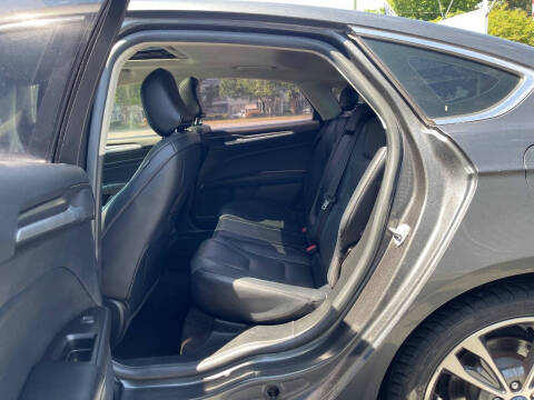 2020 Ford Fusion Titanium
