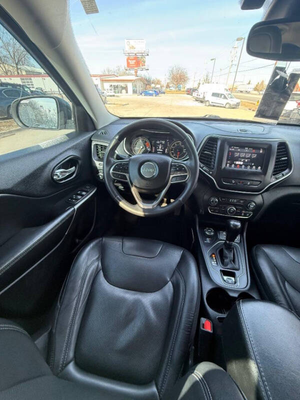 2021 Jeep Cherokee Latitude Lux