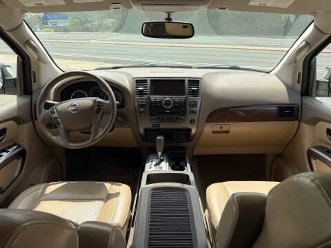 2015 Nissan Armada SV