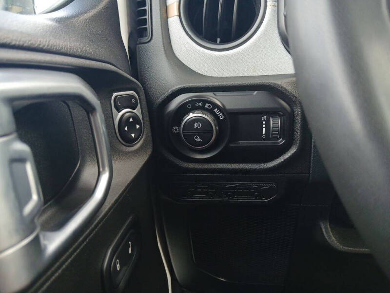 2025 Jeep Gladiator Sport S