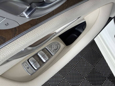2017 Mercedes-Benz E-Class E 300 4MATIC