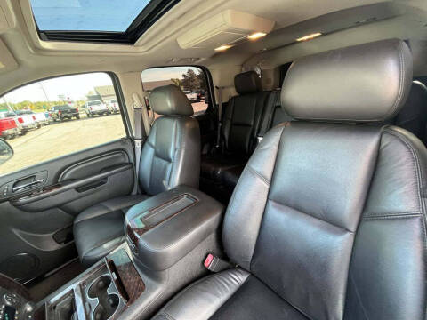 2011 GMC Yukon Denali Hybrid