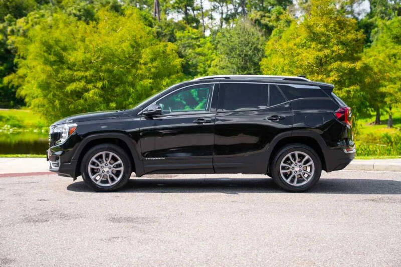 2022 GMC Terrain SLT