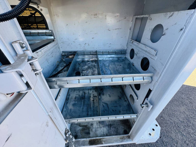 2011 Ford E-Series E-350 SD