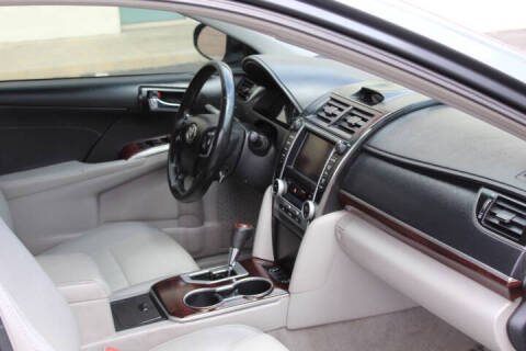 2013 Toyota Camry XLE V6
