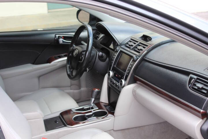 2013 Toyota Camry XLE V6