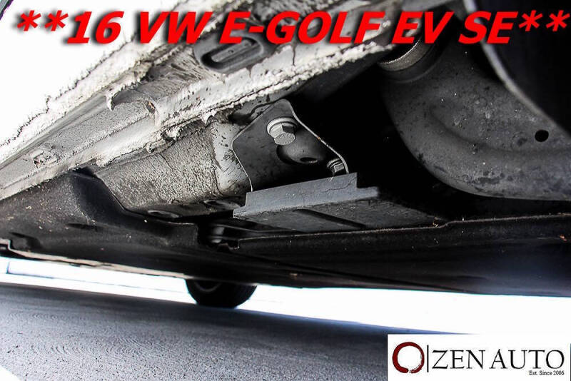 2016 Volkswagen e-Golf SE
