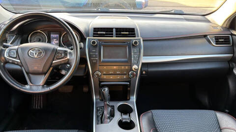 2015 Toyota Camry SE