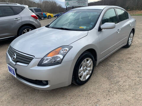 2009 Nissan Altima for sale at Court House Cars, LLC in Chillicothe OH