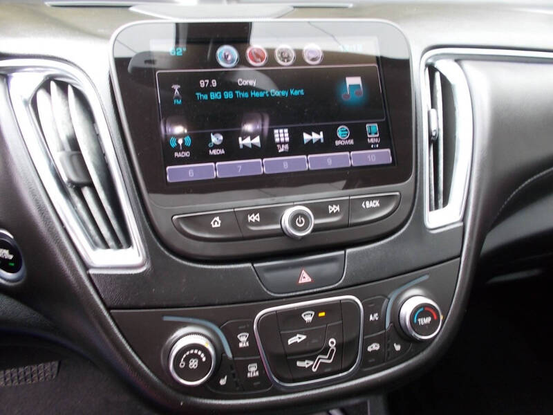 2017 Chevrolet Malibu LT