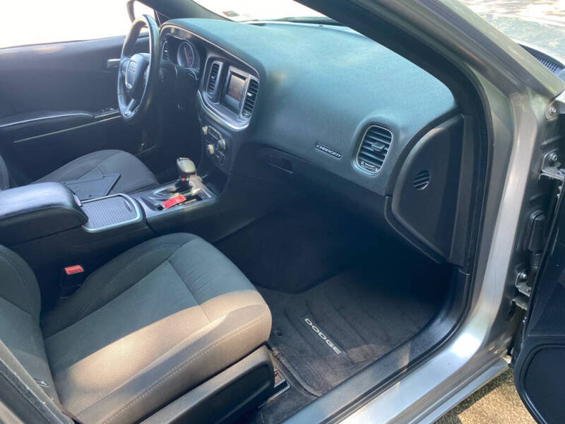 2015 Dodge Charger SE