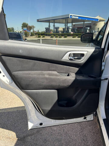 2016 Nissan Pathfinder