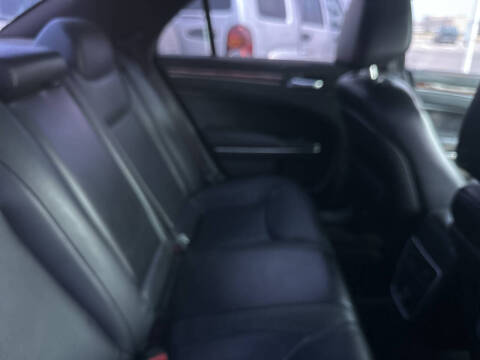 2012 Chrysler 300 Limited