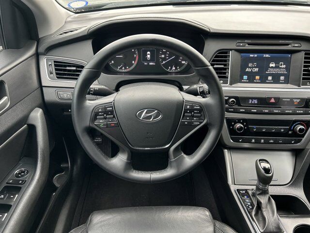 2017 Hyundai Sonata 9
