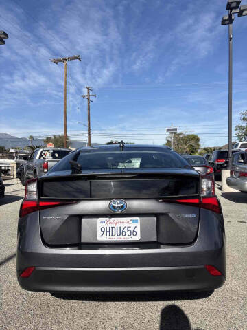 2021 Toyota Prius XLE