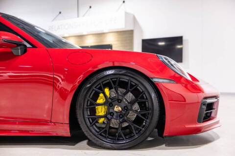2020 Porsche 911 Carrera