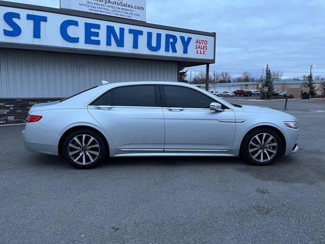2018 Lincoln Continental Premiere