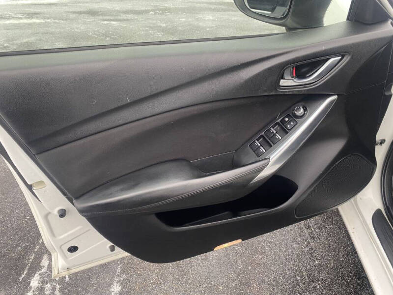 2016 Mazda MAZDA6 i Sport