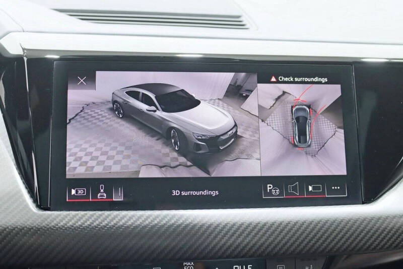 2023 Audi e-tron GT quattro Prestige