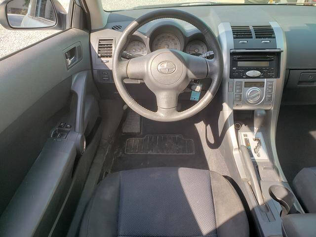 2005 Scion tC