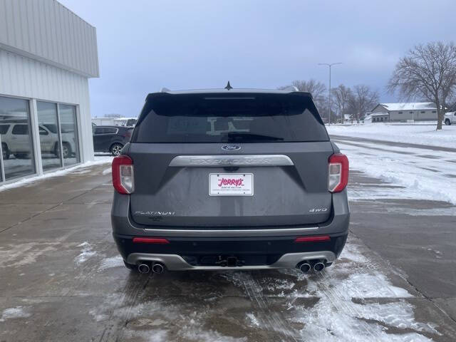 2022 Ford Explorer Platinum