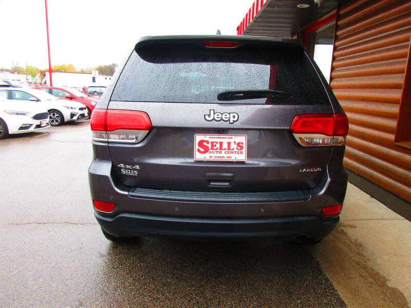 2017 Jeep Grand Cherokee Laredo