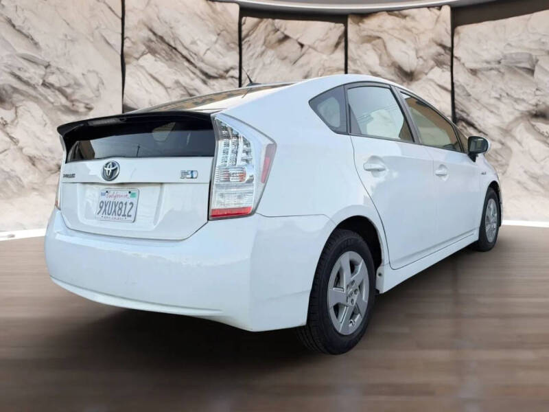 2010 Toyota Prius I