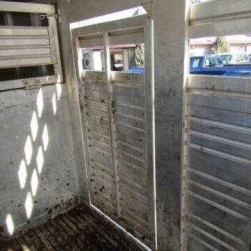 2002 Featherlite Trailer 20FT Aluminum Stock Trailer