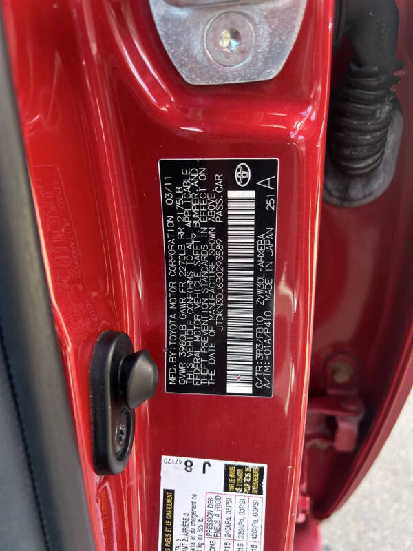 2011 Toyota Prius Five