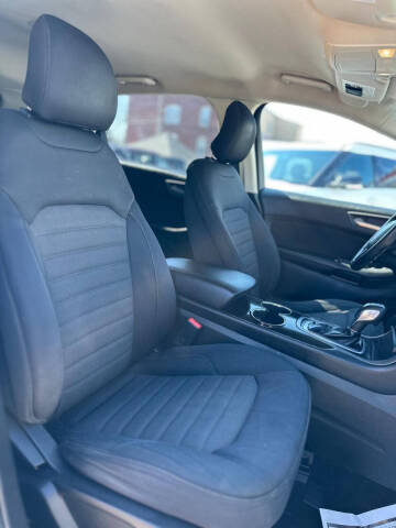 2015 Ford Edge SE
