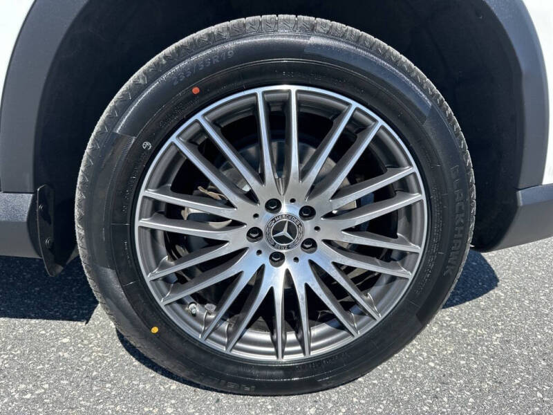 2023 Mercedes-Benz GLC GLC 300 4MATIC