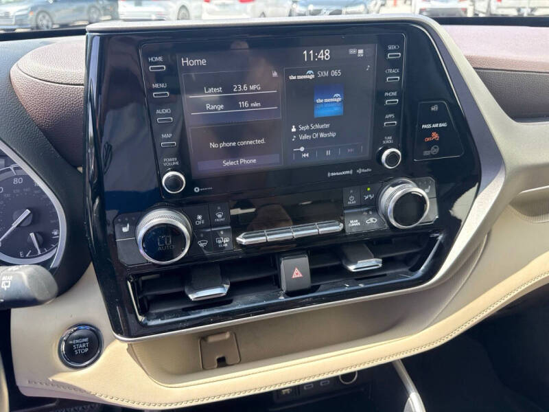 2022 Toyota Highlander XLE
