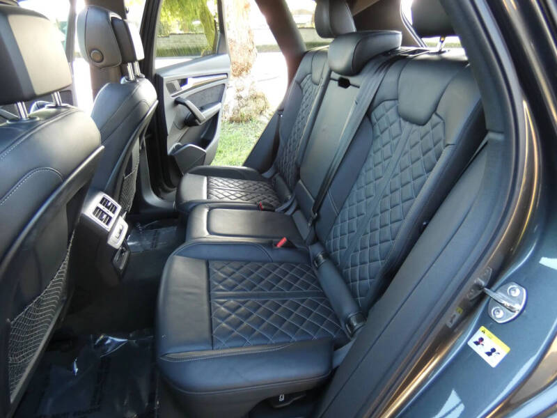 2019 Audi SQ5 3.0T quattro Premium Plus