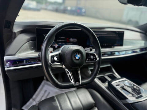 2025 BMW 7 Series 740i