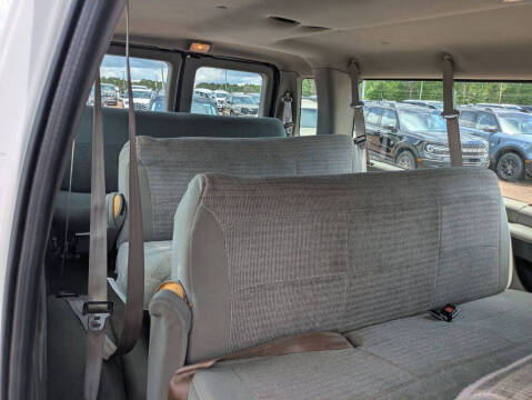 2001 Ford E-Series