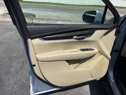 2017 Cadillac XT5