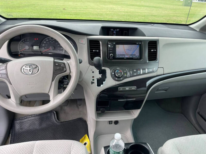 2013 Toyota Sienna