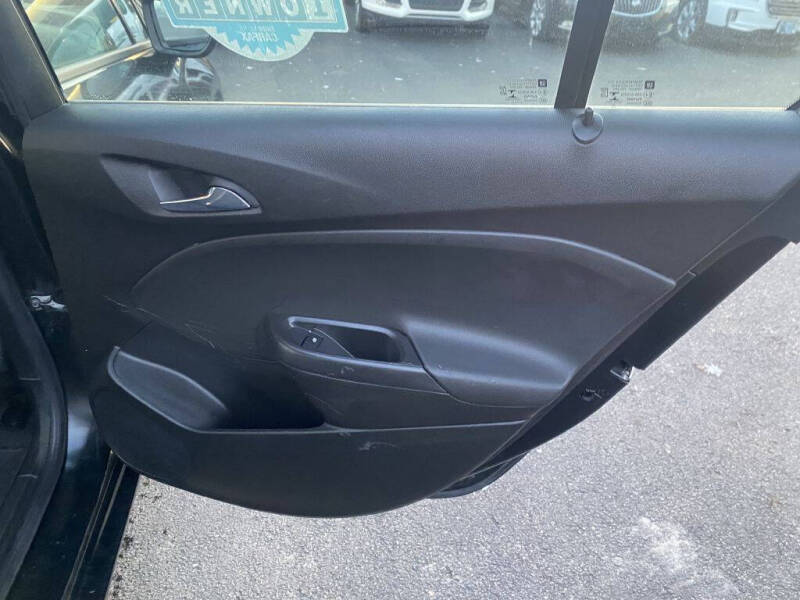 2017 Chevrolet Cruze LS Auto