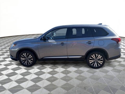 2020 Mitsubishi Outlander ES
