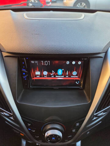 2013 Hyundai Veloster