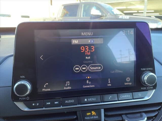 2021 Nissan Altima 2.5 SV