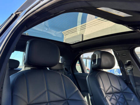 2023 BMW 7 Series 740i