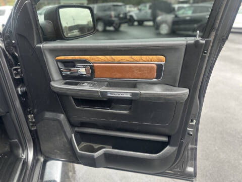 2015 RAM 1500 Laramie Limited