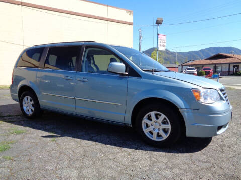 2010 Chrysler Town and Country Touring